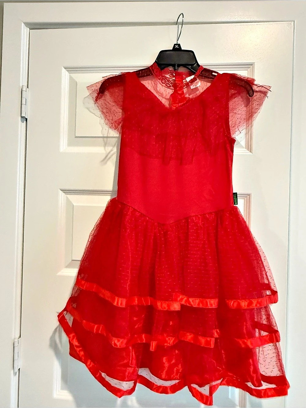 New Beetlejuice Lydia Deetz Costume Red